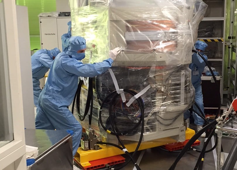 Equipment Moves - Vista Engineering Cleanroom (5)